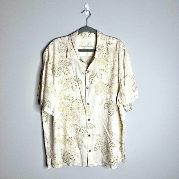 Tommy Bahama 100% Silk Hawaiian Floral Embroidered Print Button-Up Vacation XL - Picture 1 of 3